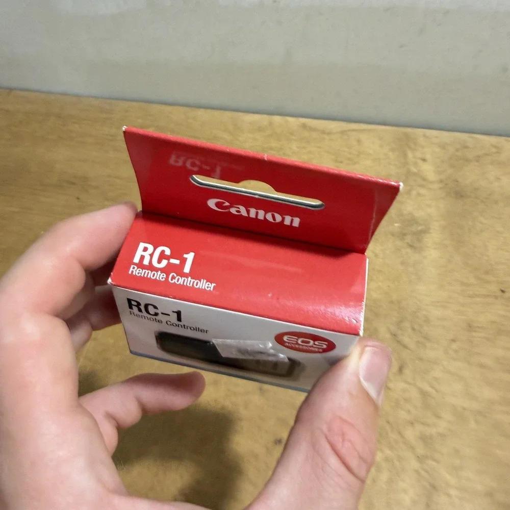 Canon Remote Control RC-1 for Canon EOS Wireless Shutter Release New 2465A001